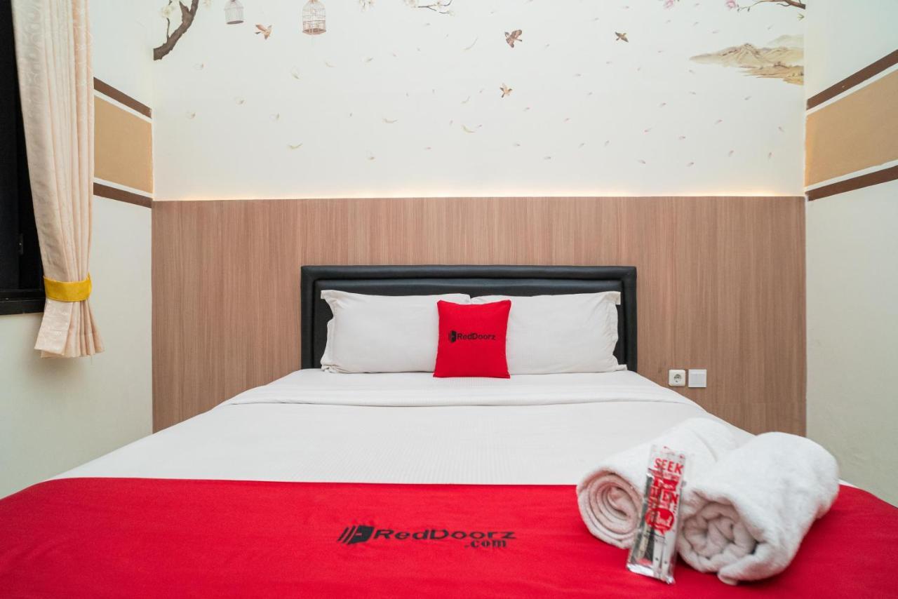 Reddoorz Syariah Near Marvel City Mall 2 Surabaya Exterior foto